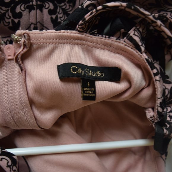 Dress - Picture 2 of 3